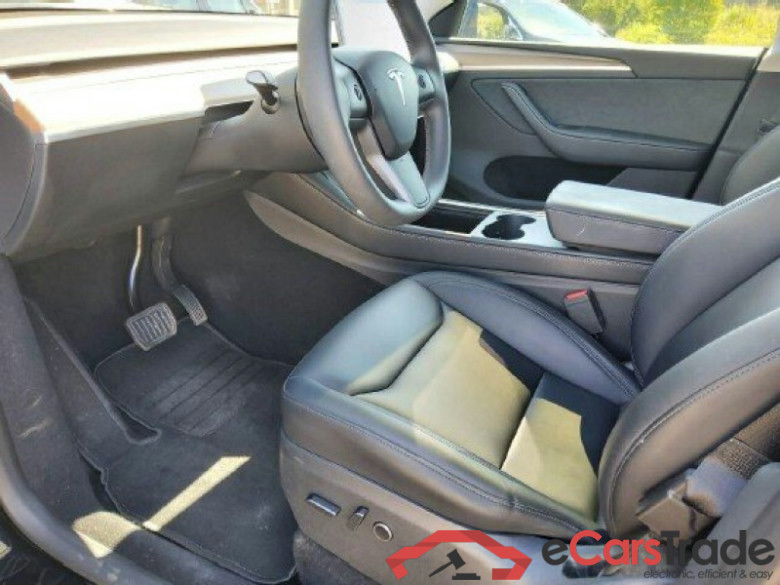 Tesla Model Y -DE - SUV5, Basis RWD, 2022 - 2023 #3