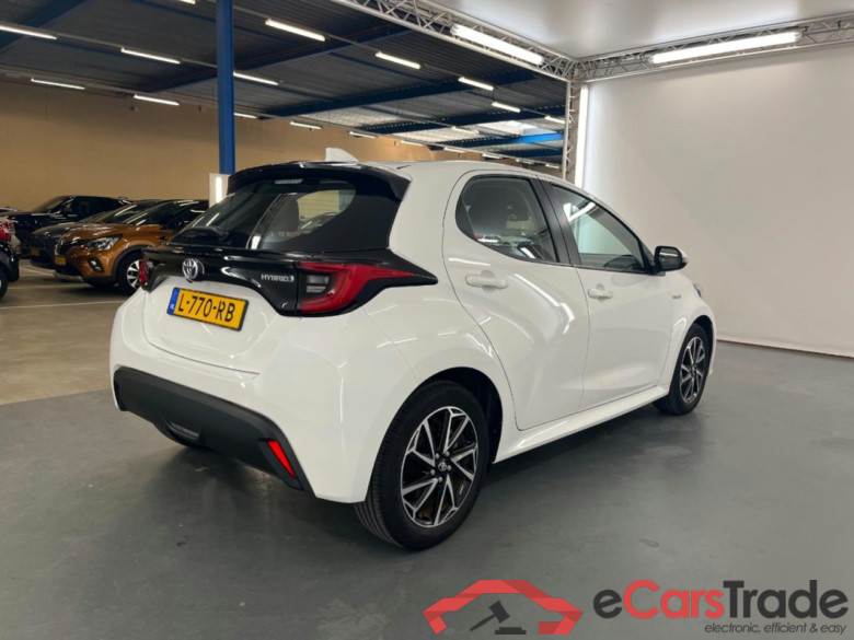 TOYOTA Yaris 1.5 Hybrid Dynamic #4
