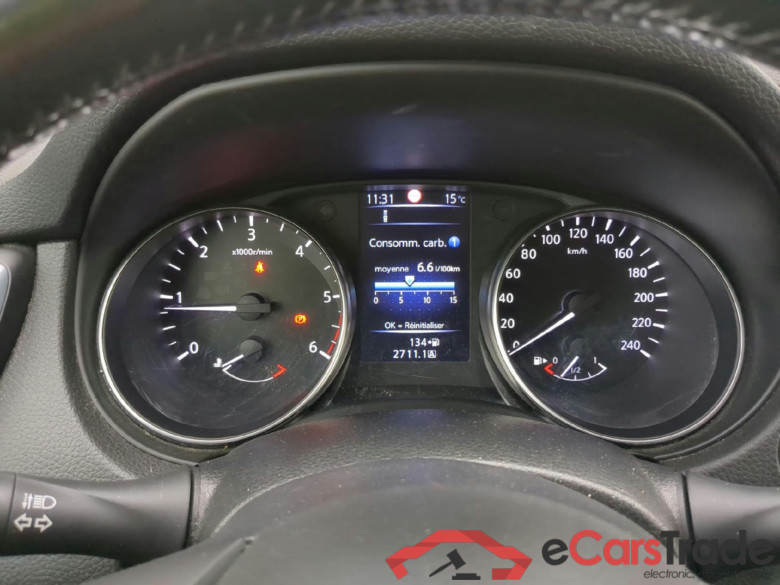 NISSAN Qashqai 5p Crossover 1.6 DCI 130 N-Connecta #6