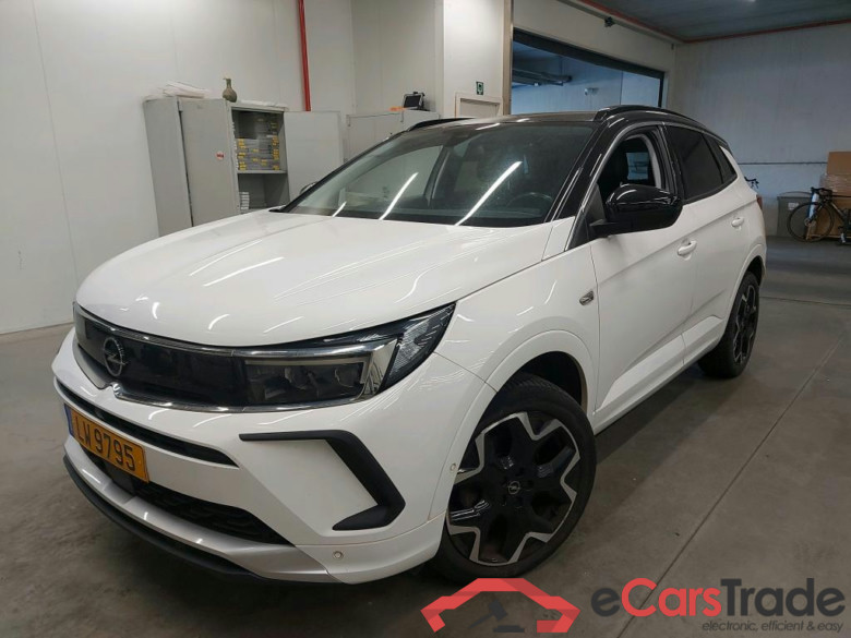 OPEL - OPE GRANDLAND Turbo D 130PK AT8 Ultimate With 19 Inch Alloy #1