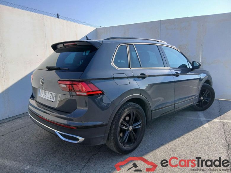 VOLKSWAGEN Tiguan / 2020 / 5P / todoterreno Urban Sport 1.5 TSI 110kW (150CV) #2