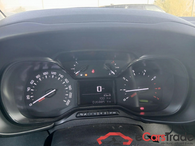 CITROEN Berlingo / 2018 / 4P / furgón derivado de turismo Talla M BlueHDi 100 #4