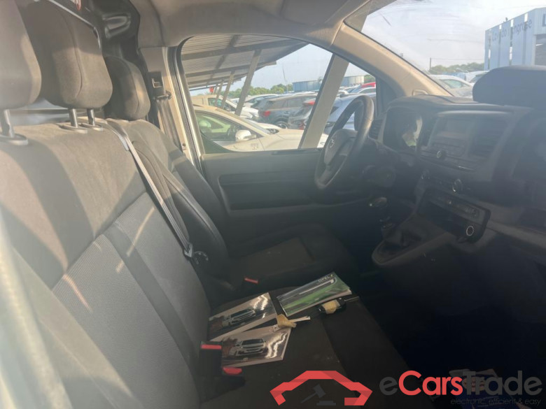 OPEL Vivaro / 2019 / 4P / furgón 1.5 Diésel 88kW (120CV) M Std Express #6