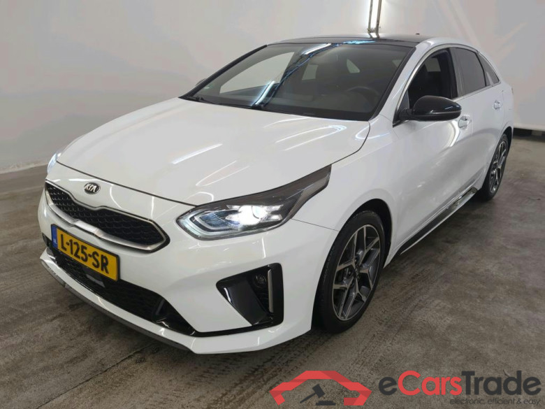 Kia ProCeed 1.5 T-GDi GT-PlusLine glazen dak 5d