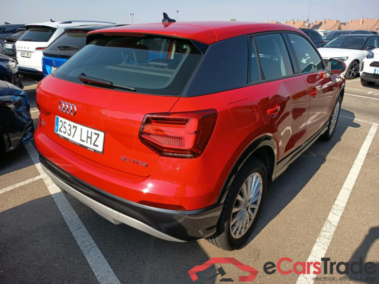AUDI Q2 / 2016 / 5P / todoterreno Design 30 TFSI 85kW (116CV) #2