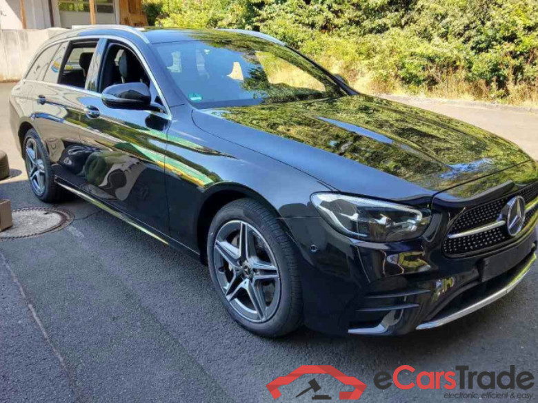 Mercedes-Benz E T-Modell (BM 213)(06.2016->) DE - Kb5 E 300 de EU6d, 4Matic AMG Line, (Facelift) 2020 - 2023 #2