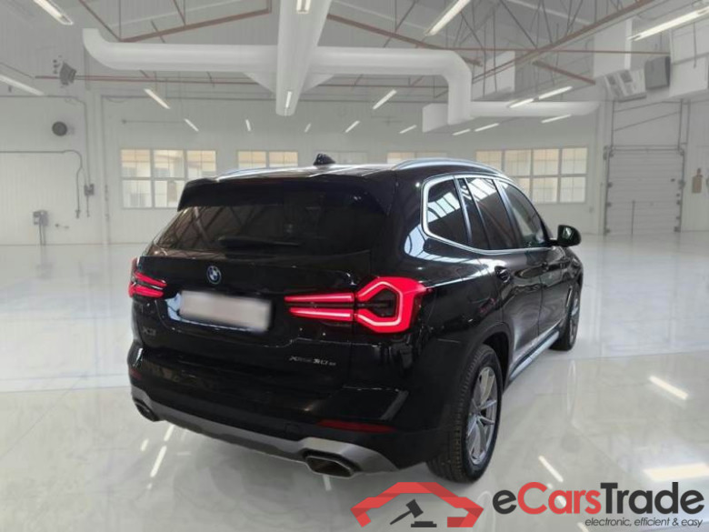BMW X3 / 2021 / 5P / SUV XDRIVE 30E #2