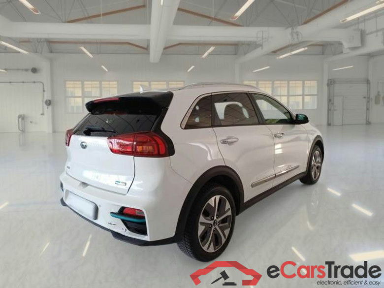 KIA NIRO / 2019 / 5P / BERLINA E-NIRO 64 KWH STYLE #2