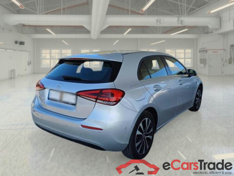 MERCEDES-BENZ CLASSE A / 2018 / 5P / BERLINA A 250 E EQ-POWER AUTO BUSINESS EXTRA #2