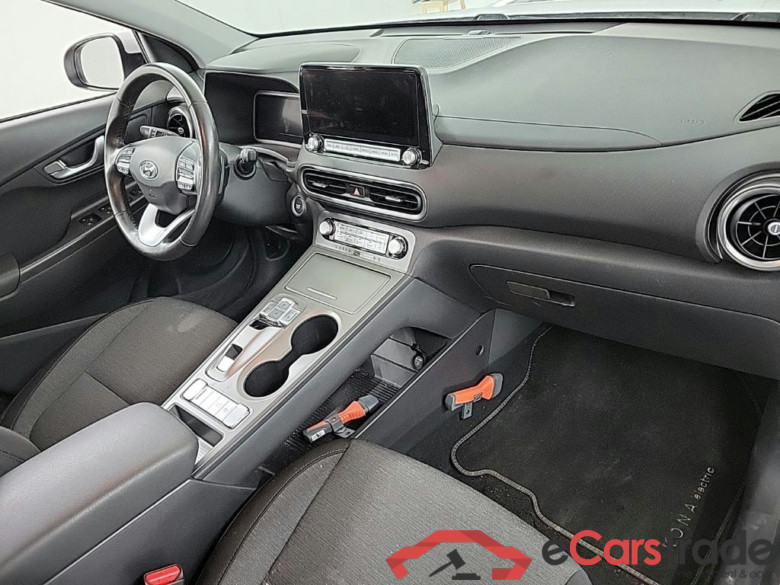 HYUNDAI Kona Comfort Electric 64 kWh 5D #6