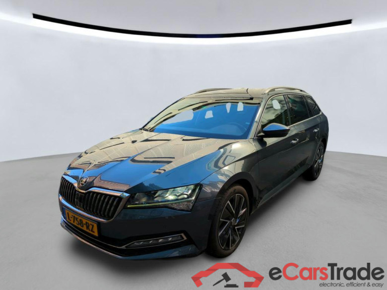 SKODA Superb Combi 110 kW #1