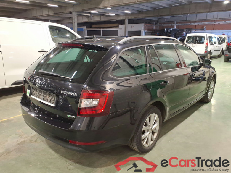 SKODA OCTAVIA COMBI - 2017 1.5 TGI G-TEC Ambition DSG CNG #4