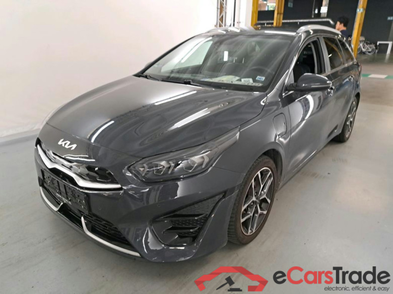 KIA CEE'D SPORTSWAGON 1.6 GDI PHEV BUSINESS LINE DCT #1