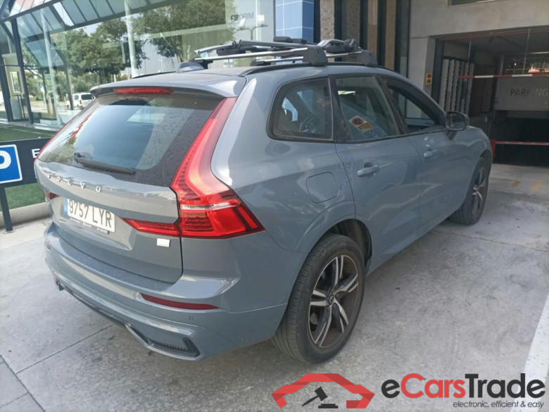VOLVO XC60 / 2017 / 5P / todoterreno 2.0 T6 AWD Recharge R-Design Auto #2