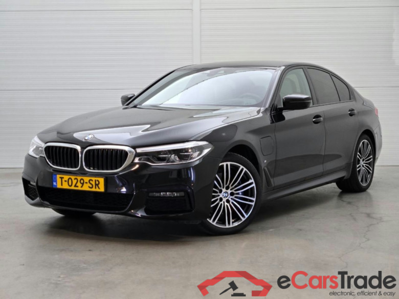 BMW 5-serie 530e xDrive iPerformance High Executive