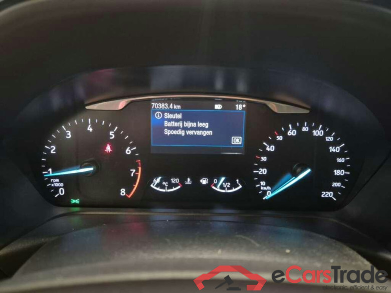 FORD Fiesta 1.0 EcoB. Titanium X #6
