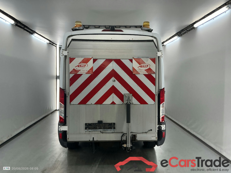 FORD TRANSIT 2T 350M FOU MWB HR DSL 2.0 TDCi L2H2 Trend STOCK #5
