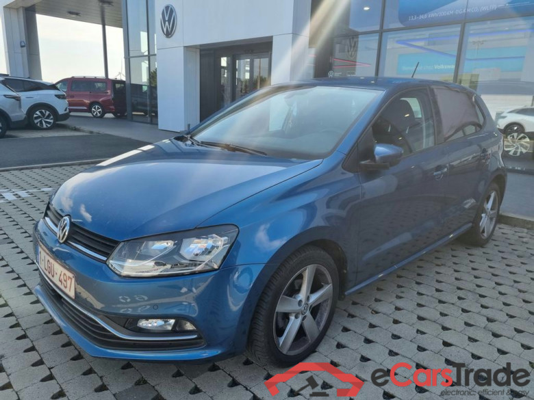 VOLKSWAGEN Polo Polo Comfortline 1.2 TSI BlueMotion Technology 66 kW (90 ch) 7 vitesses DSG