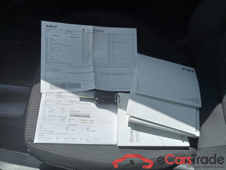 KIA Stonic / 2017 / 5P / todoterreno 1.0 T-GDi 74kW (100CV) MHEV MT Business #5