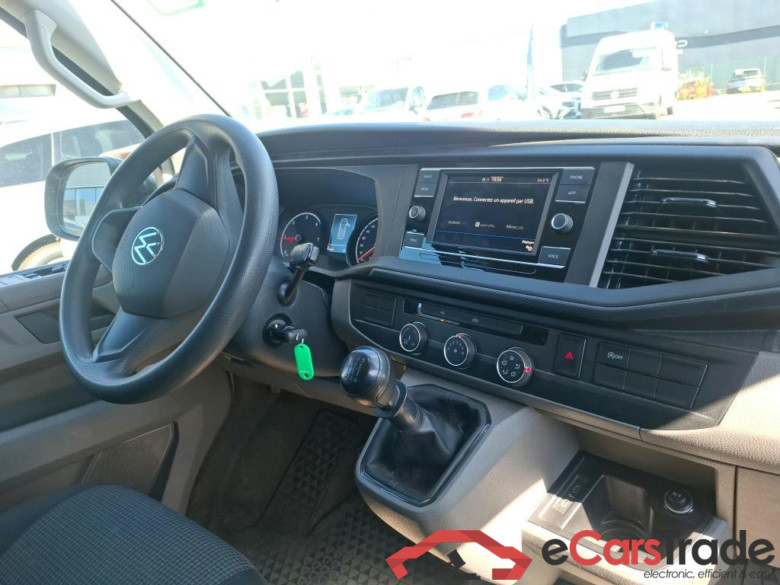 VOLKSWAGEN Transporter / 2019 / 4P / Fourgon tôlé 2.0 TDi 150 4MO L1H1 Business Line #5