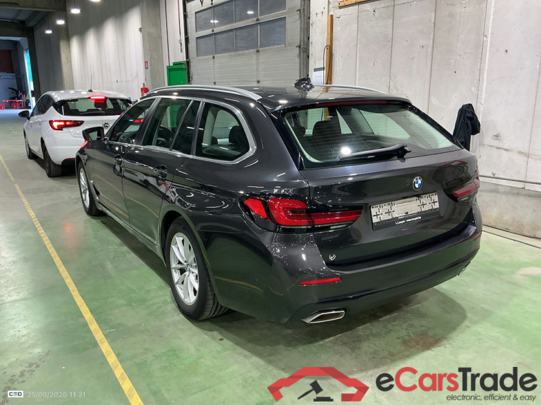 BMW 5 TOURING - 2020 520iA MHEV #3
