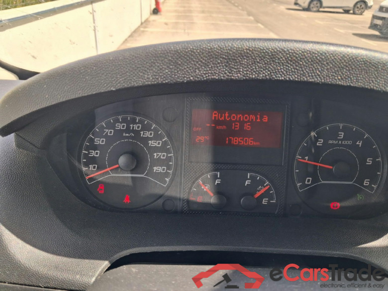 OPEL Movano / 2021 / 4P / furgón Base L2H2 3.5T 2.2 BHDi 103kW #4