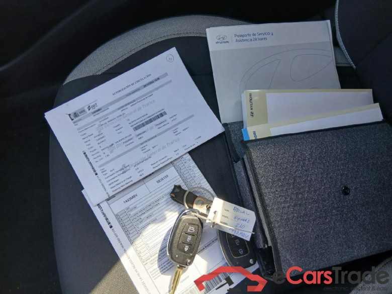 HYUNDAI i10 / 2020 / 5P / berlina con portón 1.0 Klass #5