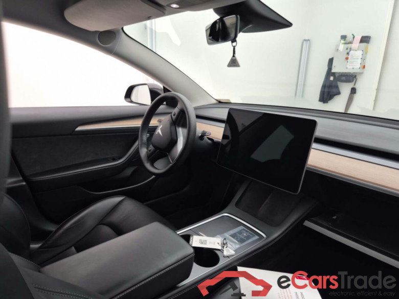 TESLA MODEL 3 LONG-RANGE DUAL MOTOR AWD #3