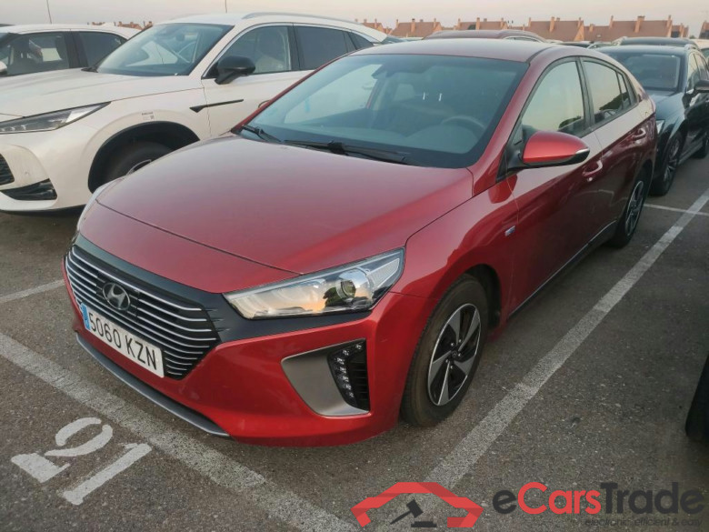HYUNDAI IONIQ / 2016 / 5P / berlina con portón 1.6 GDI HEV Klass DCT