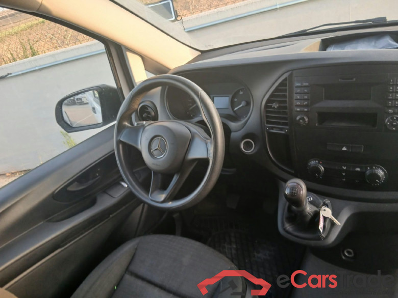 MERCEDES-BENZ Vito / 2014 / 4P / furgón 111 CDI Larga #3
