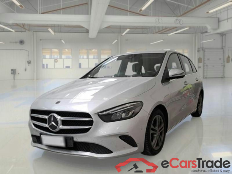 MERCEDES-BENZ CLASSE B / 2018 / 5P / MONOVOLUME B 180 D AUTOMATIC BUSINESS EXTRA #1