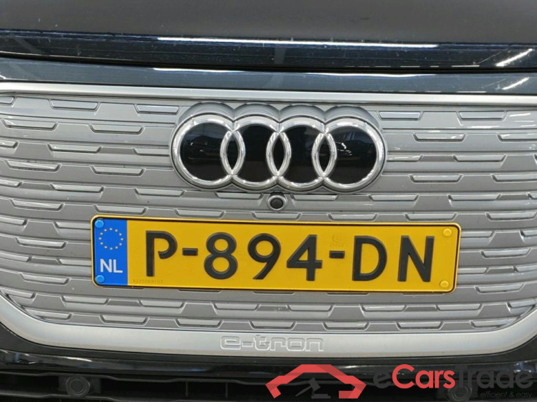 Audi Q4 e-tron 40 e-tron Launch edition Advanced Plus 5d #5