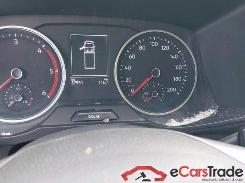 VOLKSWAGEN - VW  CRAFTER CHC TDI 140PK L4                   ***            TOTAL LOSS            ***                  Pack Cool & Sound &  Rear Camera #5