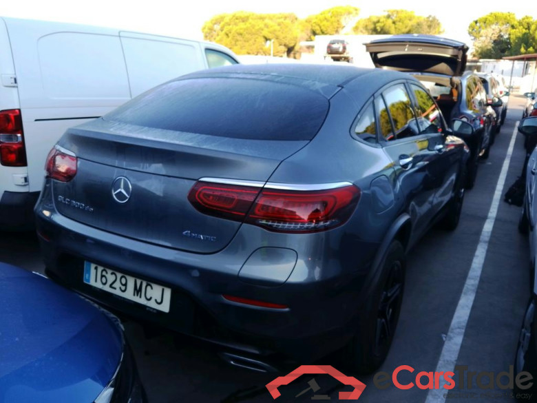 MERCEDES-BENZ GLC Coupé / 2019 / 5P / coupé GLC 300 de 4MATIC #2
