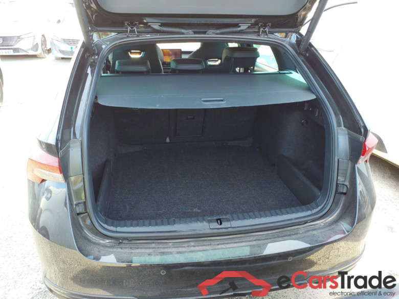 SKODA Octavia 2.0 TDI 110 kW (150 CV) DSG 7 vel. Combi Sportline (Winterpack)  #6