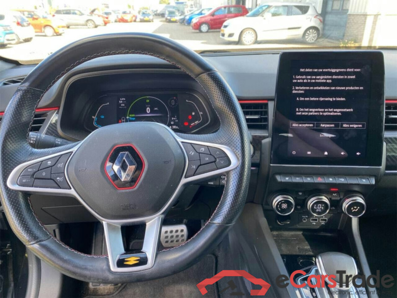 RENAULT Arkana 1.6 E-Tech Hybrid 145 R.S. Line #6