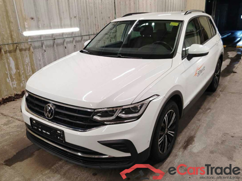Tiguan Life 4Motion 2.0 TDI 110KW AT7 E6d #1