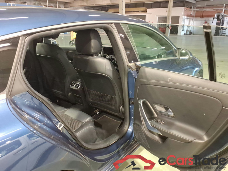 MERCEDES-BENZ CLA - Klasse 1.3 CLA 250 E BUSINESS SOLUTION DCT #2