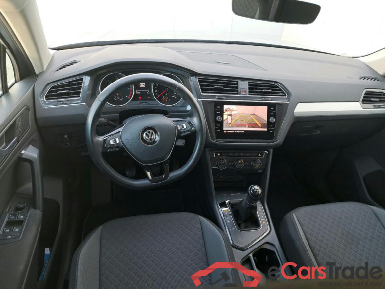 VOLKSWAGEN Tiguan / 2016 / 5P / todoterreno Advance 2.0 TDI 110kW (150CV) #3