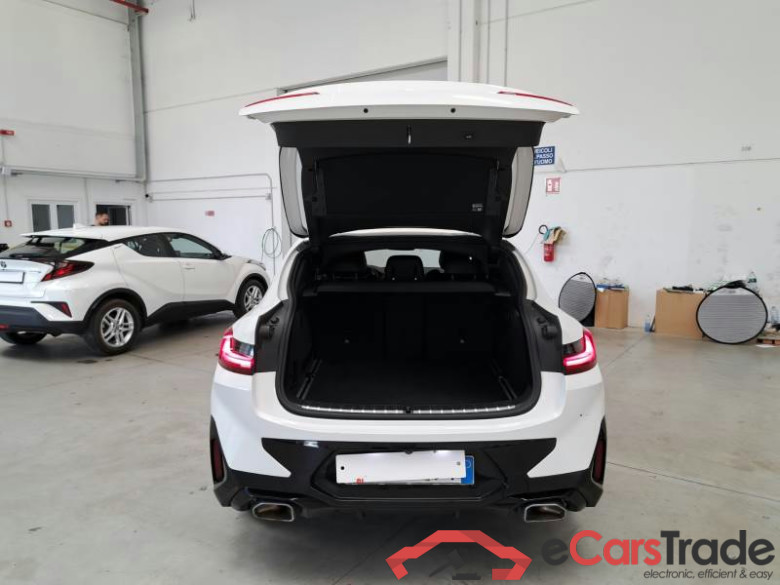 BMW X4 / 2021 / 5P / SUV XDRIVE 20D MSPORT MH48V #5