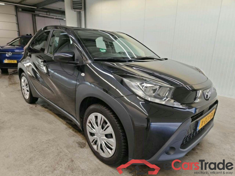 TOYOTA Aygo X 1.0 VVT-i MT Play #5