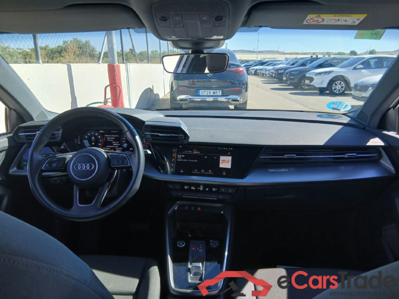AUDI A3 / 2020 / 5P / berlina con portón Sportback Advanced 30 TFSI 81kW S tronic (AC) #3