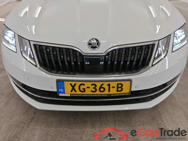 Skoda Octavia Combi 1.5 TSI Greentech Style Business DSG 5d #5
