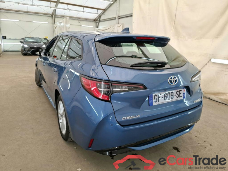 TOYOTA Corolla Touring Sports / 2018 / 5P / Break Hybride 184h Dynamic Business Beyond Zer #2
