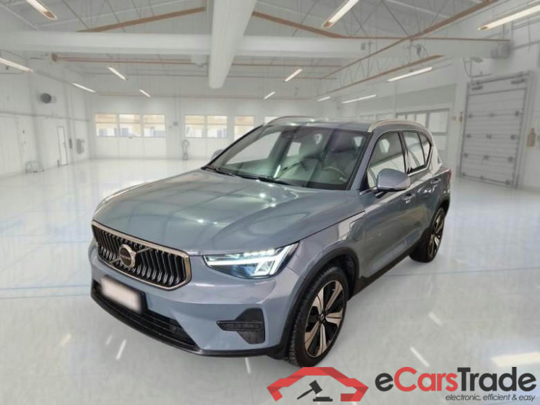 VOLVO XC40 / 2021 / 5P / SUV T5 RECHARGE PLUG-IN AUTO PLUS BRIGHT