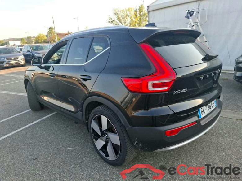 VOLVO XC40 / 2022 / 5P / SUV Recharge T5 262 DCT7 Ultimate #3