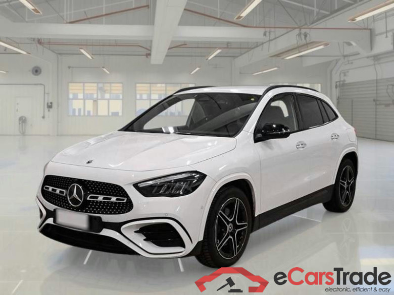 MERCEDES-BENZ GLA / 2023 / 5P / CROSSOVER GLA 180 D AMG LINE ADV PLUS