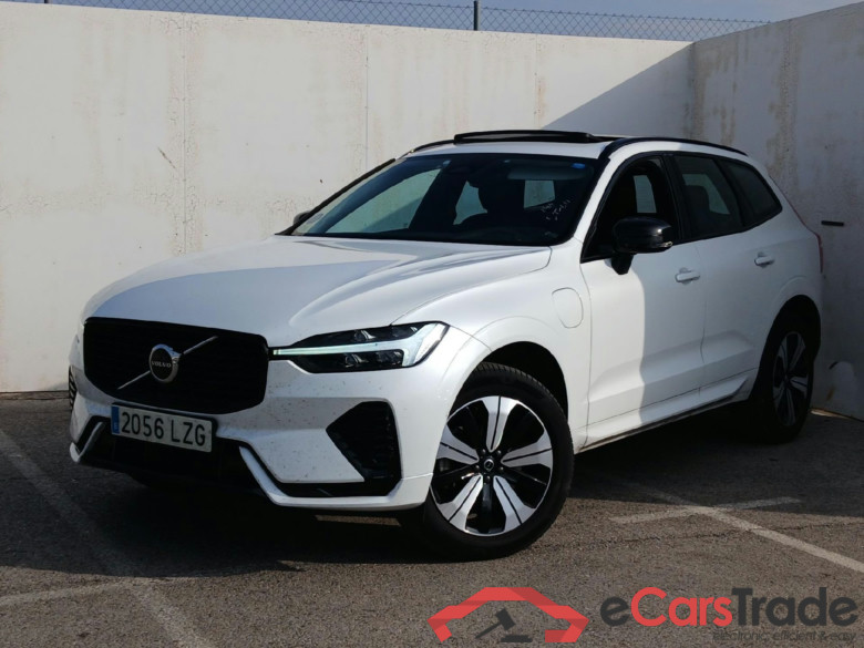 VOLVO XC60 2.0 T6 AWD Recharge Plus Dark Auto #1