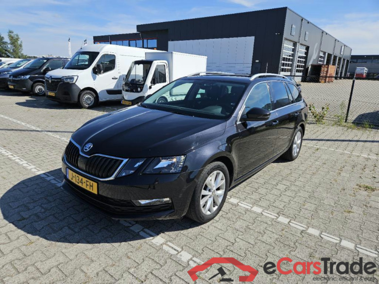 SKODA Octavia Combi 110 kW #3