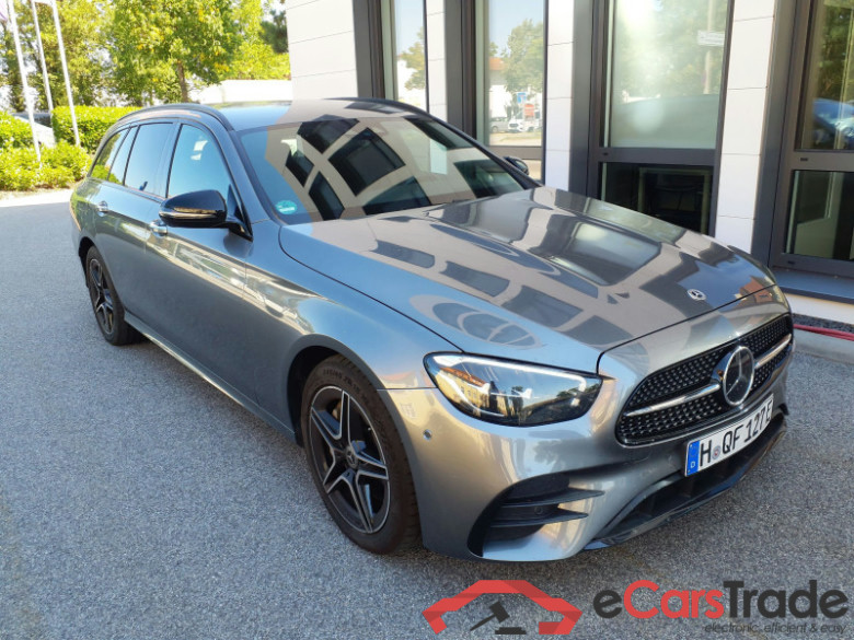 Mercedes-Benz E 300e 